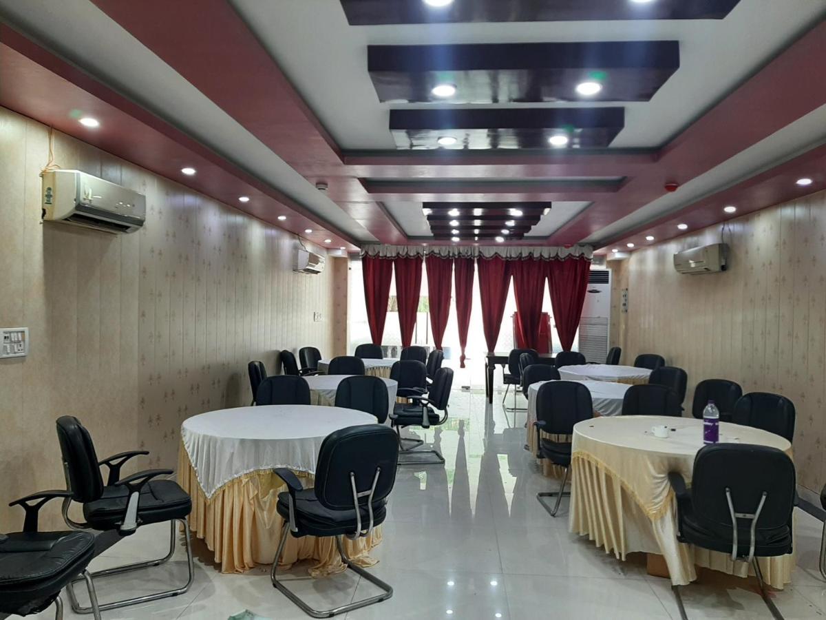 Hotel Platinum Plaza Rohtak Eksteriør bilde