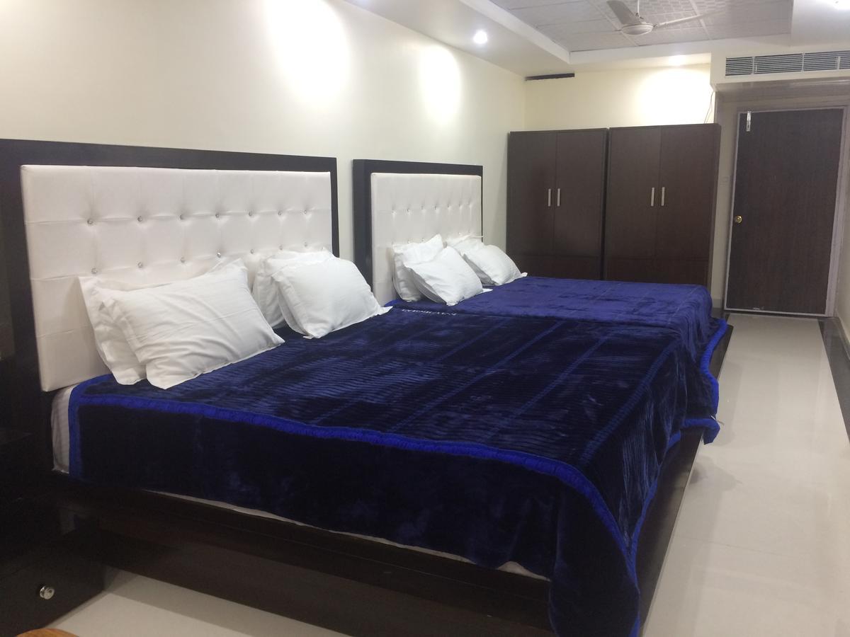 Hotel Platinum Plaza Rohtak Eksteriør bilde