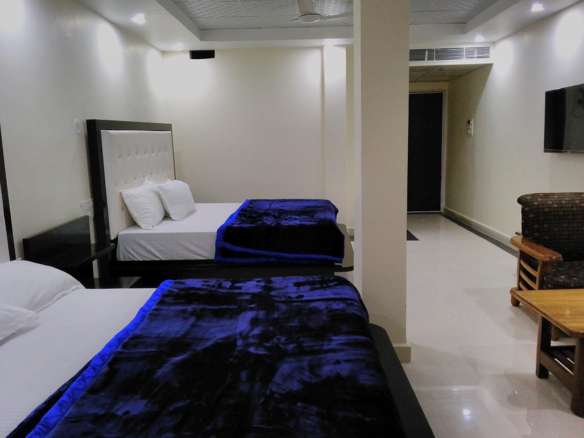 Hotel Platinum Plaza Rohtak Eksteriør bilde