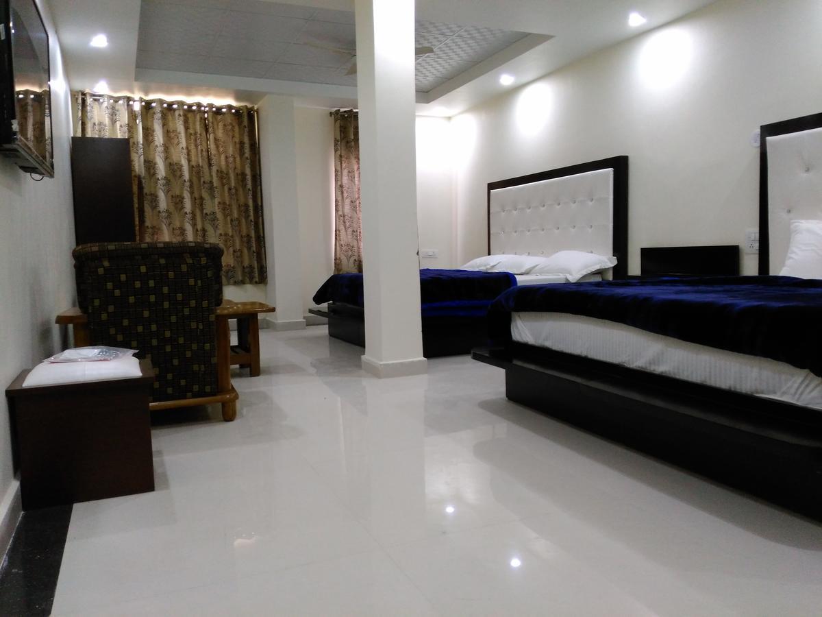 Hotel Platinum Plaza Rohtak Eksteriør bilde