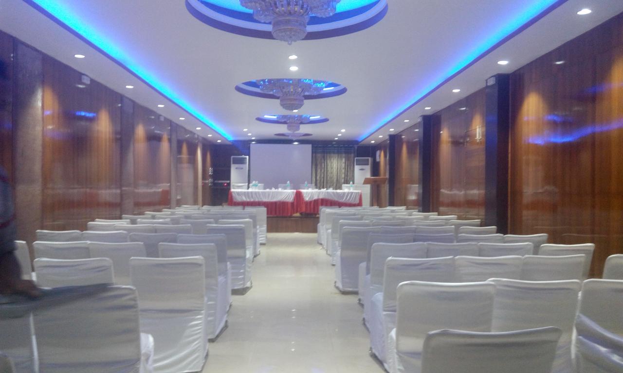 Hotel Platinum Plaza Rohtak Eksteriør bilde