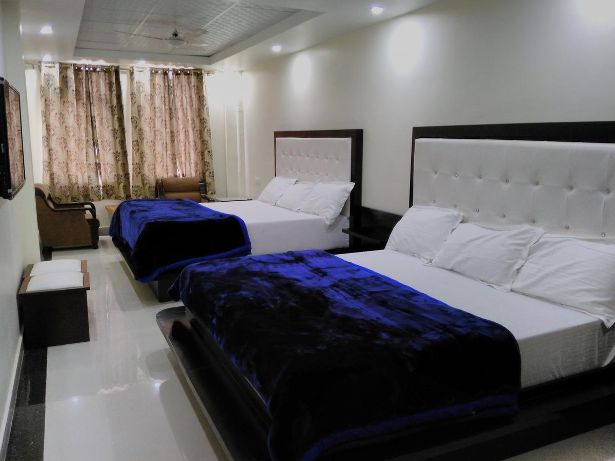 Hotel Platinum Plaza Rohtak Eksteriør bilde