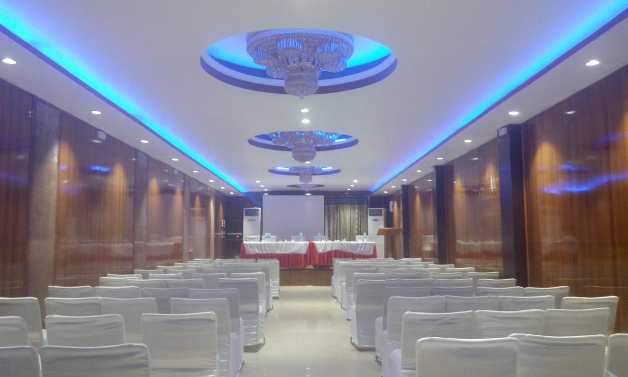 Hotel Platinum Plaza Rohtak Eksteriør bilde