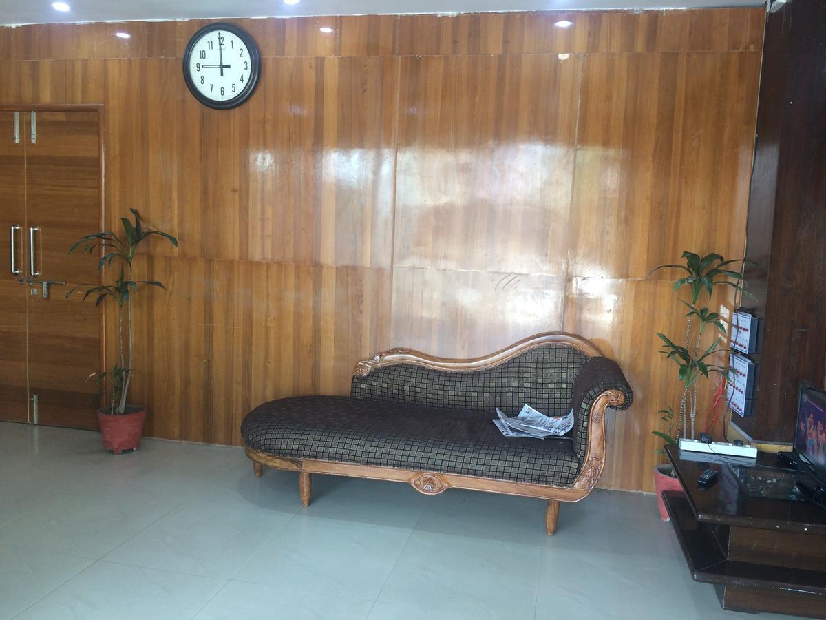 Hotel Platinum Plaza Rohtak Eksteriør bilde
