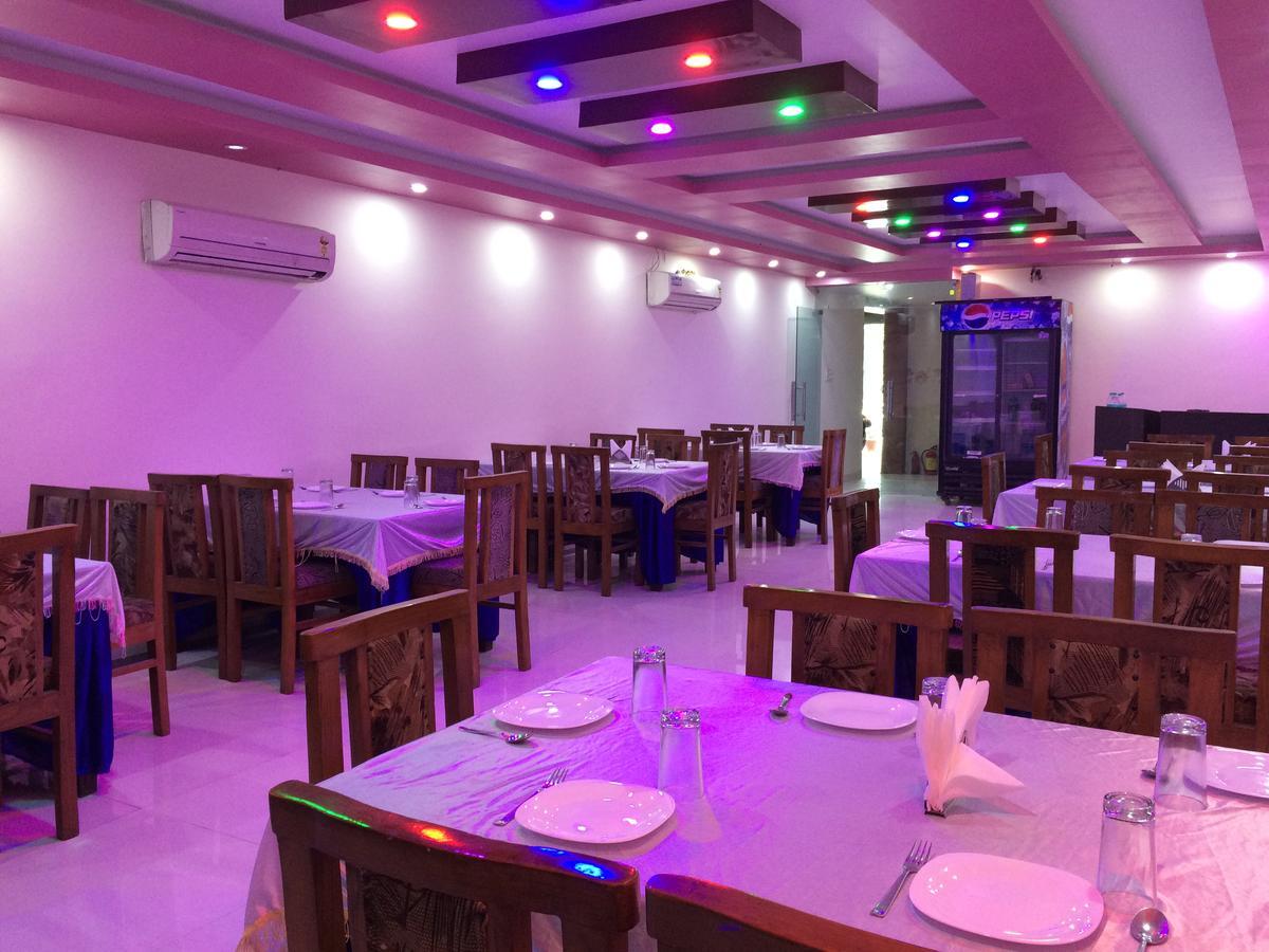 Hotel Platinum Plaza Rohtak Eksteriør bilde