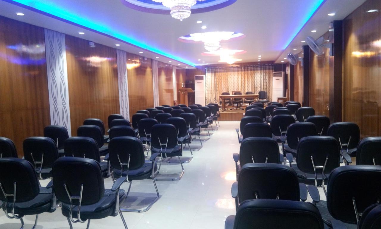 Hotel Platinum Plaza Rohtak Eksteriør bilde